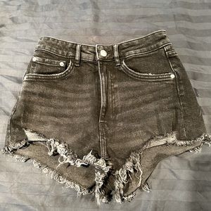 Zara High Rise Denim Cutoff Shorts in Black